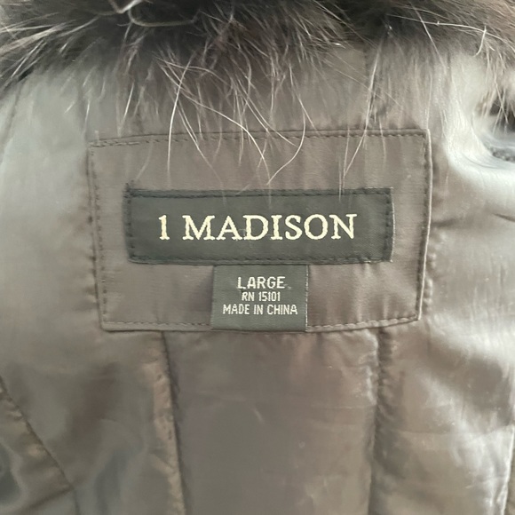 1 Madison Coat - Picture 5 of 9
